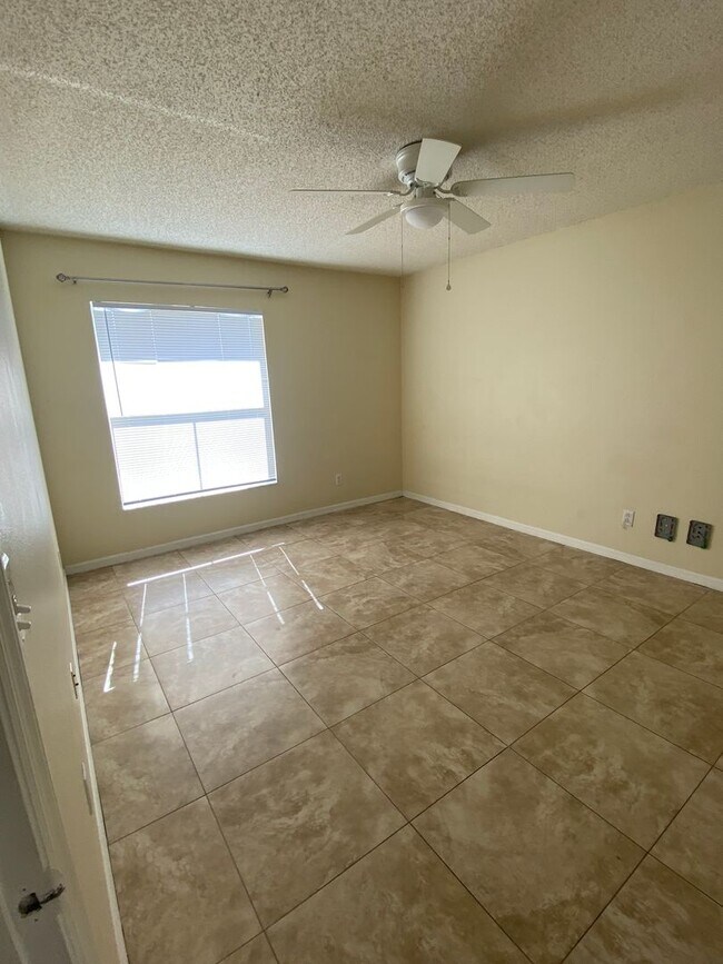 Building Photo - Home for rent