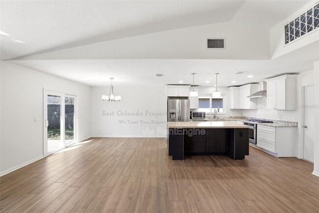 Building Photo - 7326 Wethersfield Dr