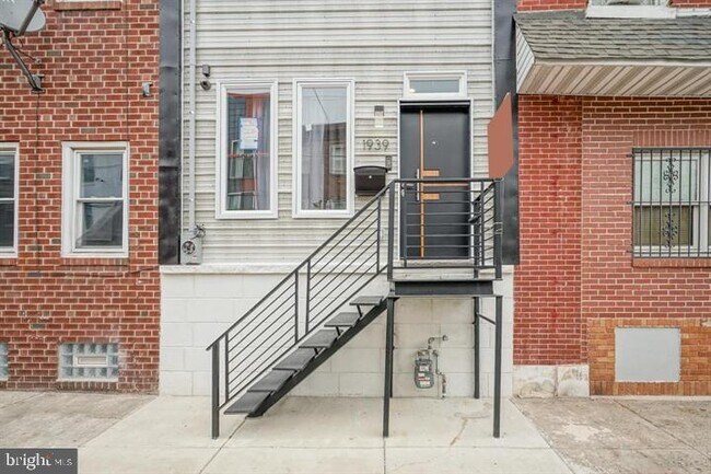 Building Photo - 1939 S 6th St