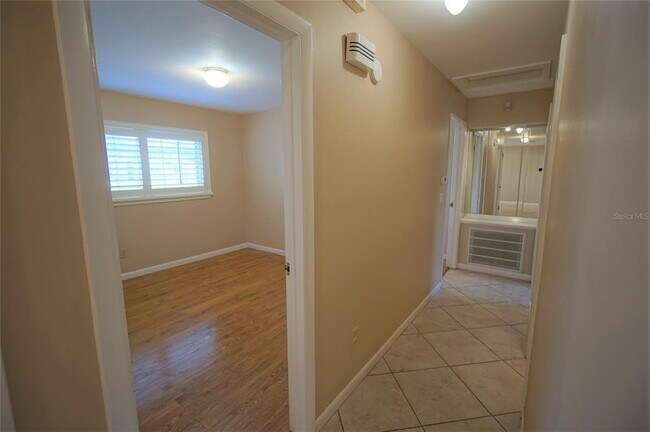 Building Photo - 3306 Lacewood Rd