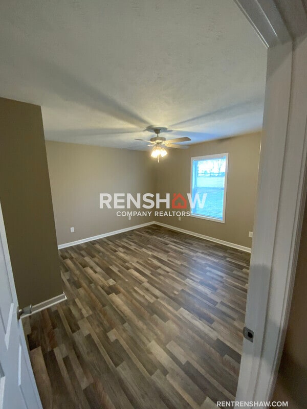 Building Photo - 477 Dana St