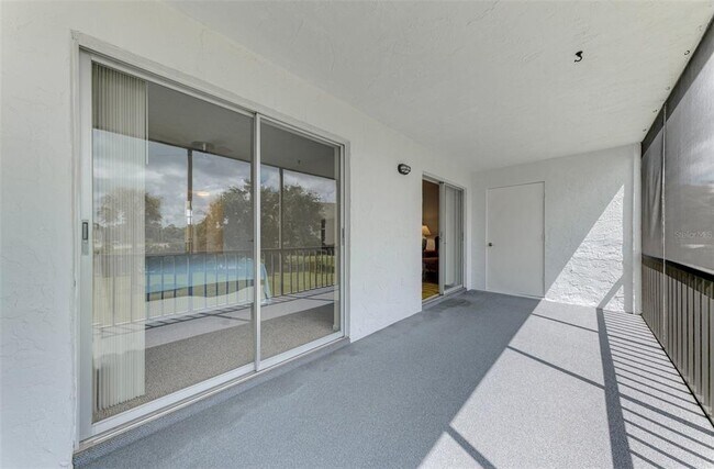 Building Photo - 102 Capri Isles Blvd