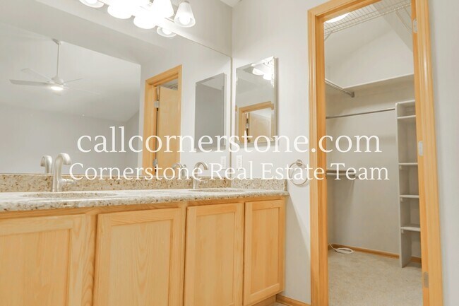 Building Photo - 4775 Sweetgrass Ln