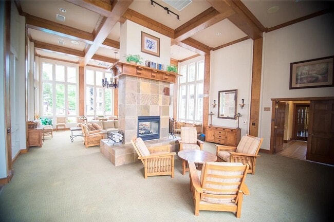 Building Photo - 7483 S Quail Cir