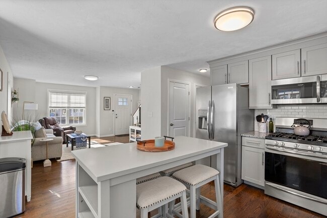 Building Photo - 45 Riley Rd