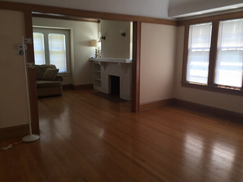 Building Photo - 3469 N Cramer St