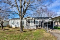 Building Photo - 345 Yoakum St