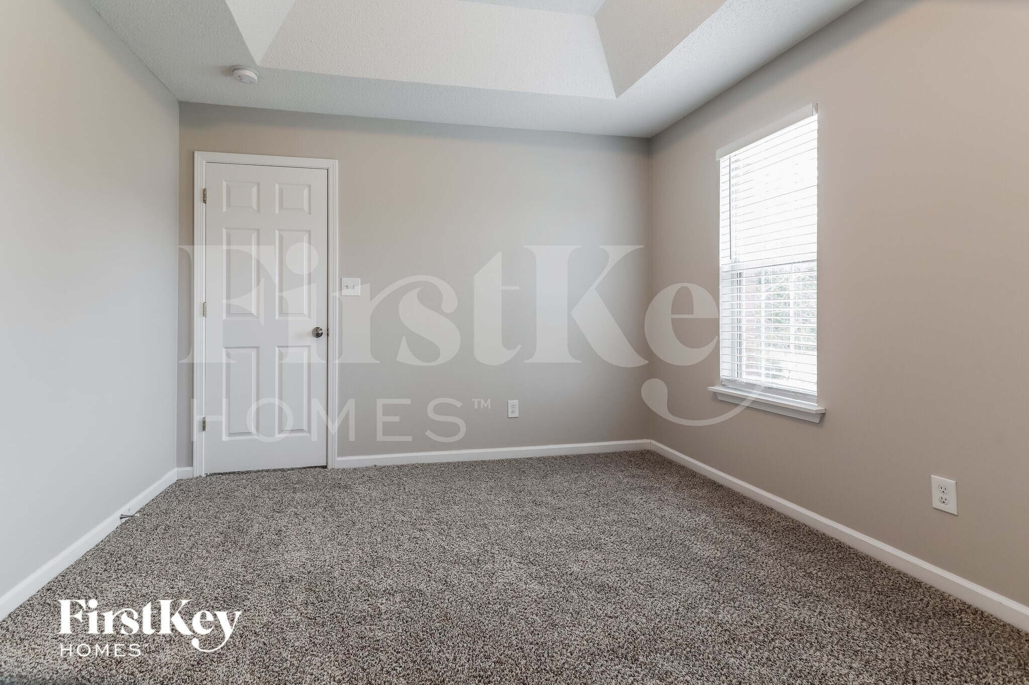 Building Photo - 3217 Ivy Lake Ct