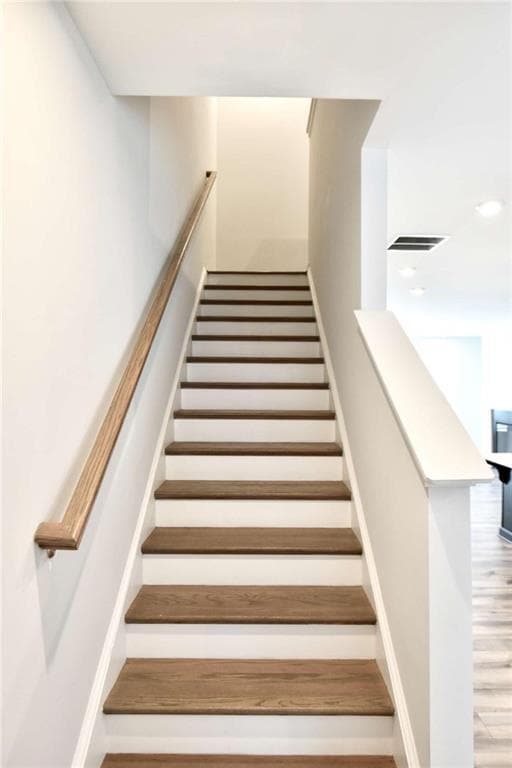 Building Photo - 809 Cameron Trl