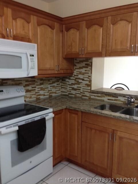Building Photo - 4100 N 58th Ave