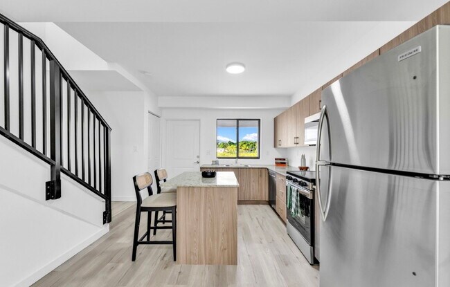 Building Photo - Northeast 160th Street, Miami, FL 33162 - 2 BR 2.5 BA townhouse