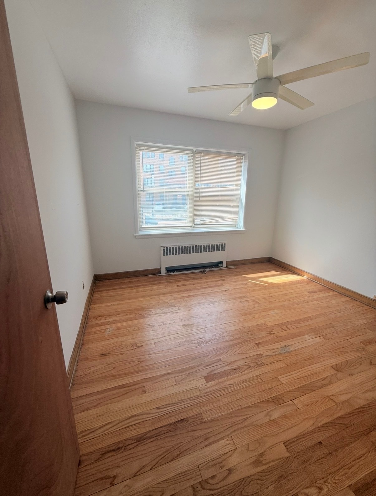 Building Photo - 4002 N Farwell Ave