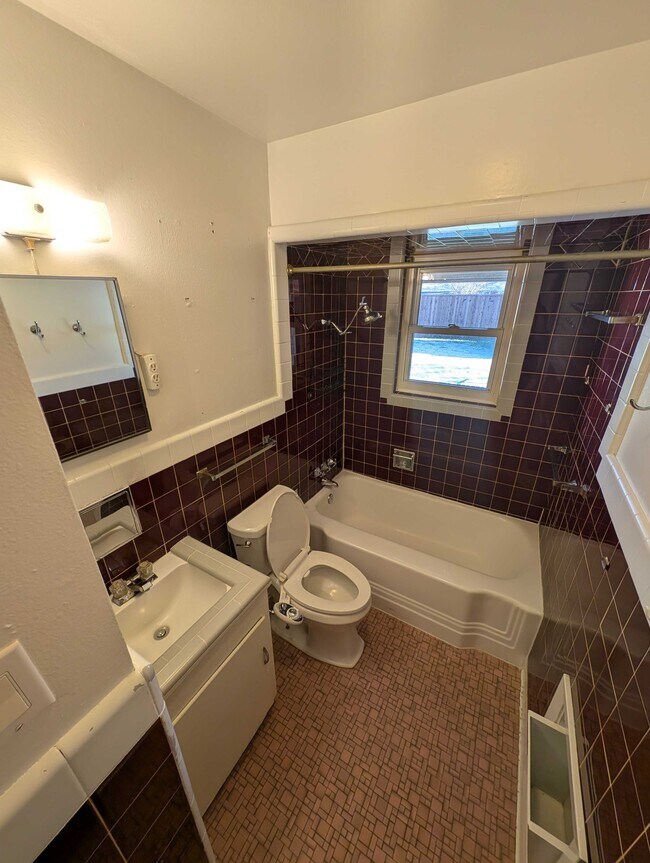 Building Photo - 10316 Lavano Ln