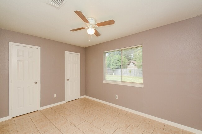 Building Photo - 8607 Crystal Cove Cir