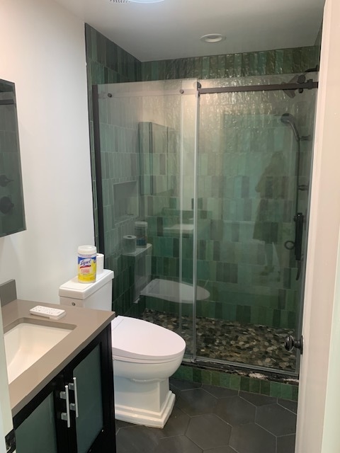 Building Photo - 258 Mountain View Dr