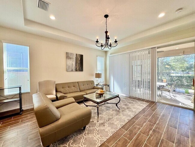 Building Photo - 4627 Tramanto Ln