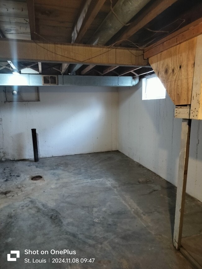 Building Photo - 10141 Baron Dr