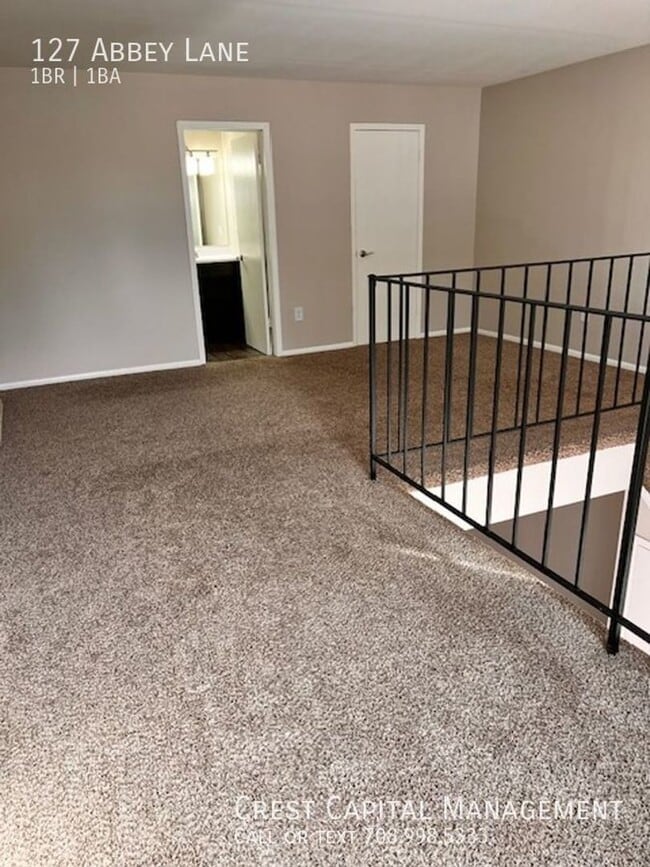 Building Photo - 1043 Scarborough Ct