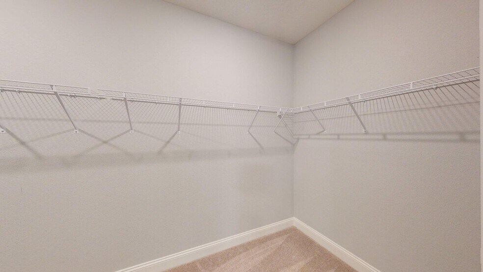 Building Photo - 177 Killarney Ave