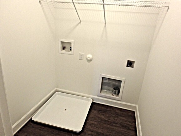 Building Photo - 524 McCarthy Dr