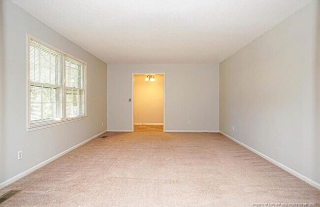 Building Photo - 5765 Dobson Dr