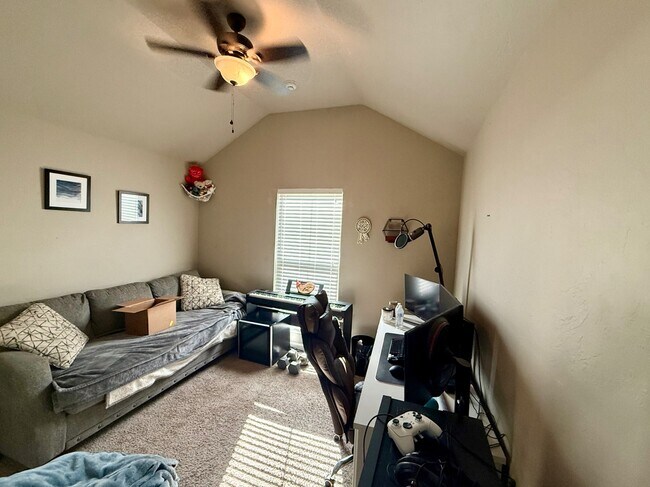 Building Photo - 9401 NW 87th St