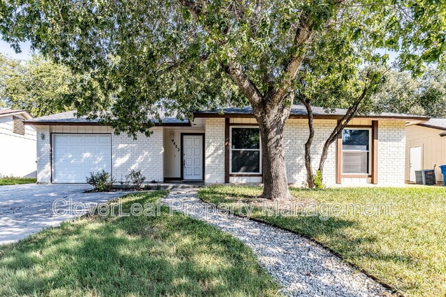 Primary Photo - 9423 Cliff Way St