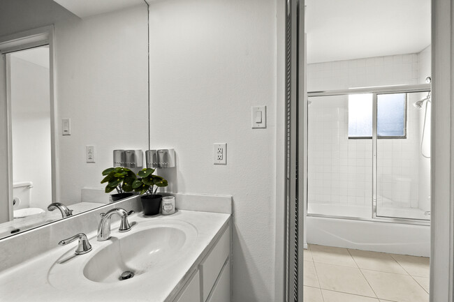 Building Photo - 1707 Spyglass Dr