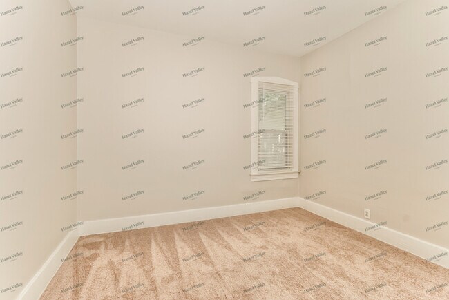Building Photo - 106 N 40th St
