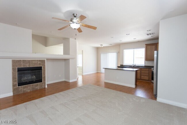 Building Photo - 313 Gemstone Hill Ave