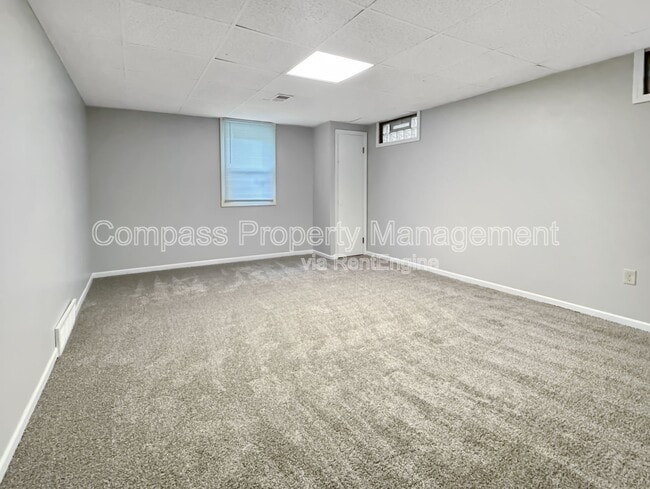Building Photo - 4699 Stauffer Ave SE