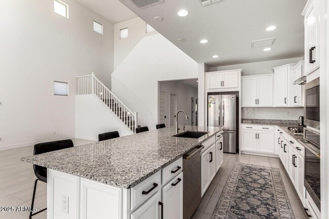 Building Photo - 8773 W Medlock Dr