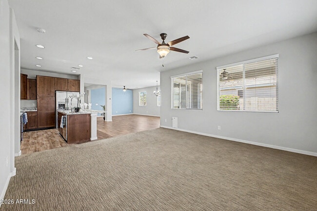 Building Photo - 3413 N Loma Vista