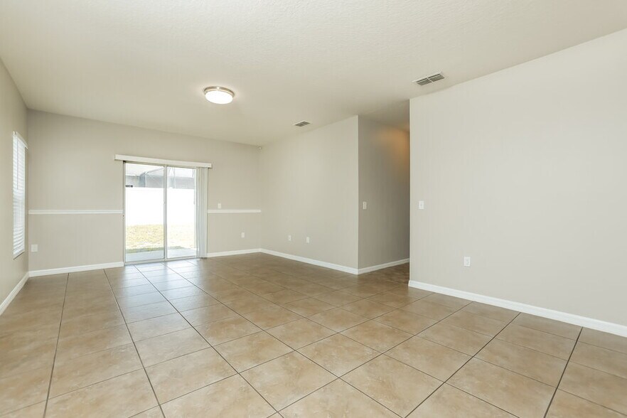Building Photo - 7206 Rafanelli Ct