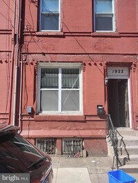 Building Photo - 1922 N Gratz St