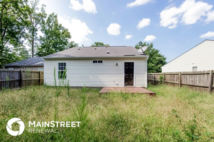 Building Photo - 3019 Great Falls Dr