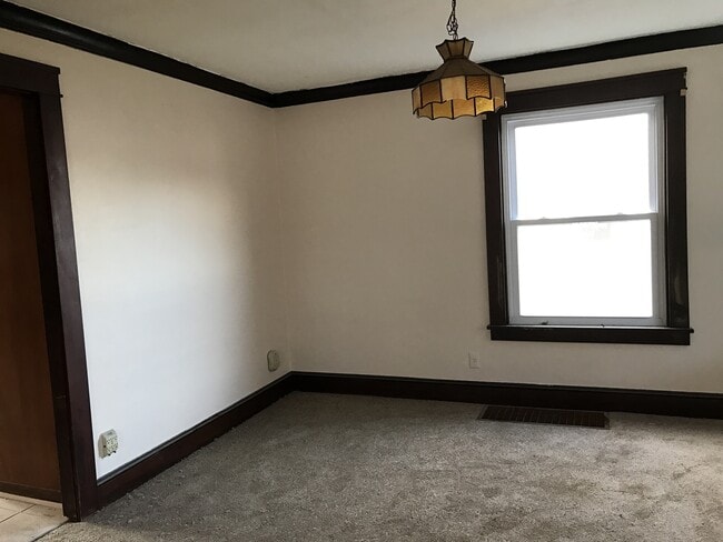 Building Photo - DREAM LOCATION !! LOOKS LIKE PRIVET ROAD !!!