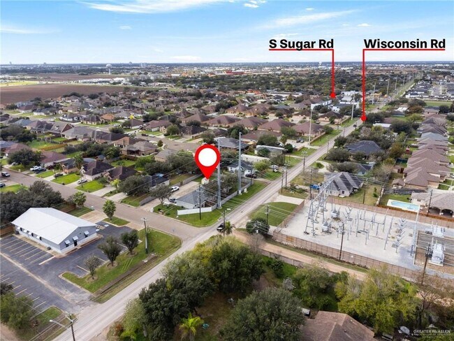 Building Photo - 17 Amando St