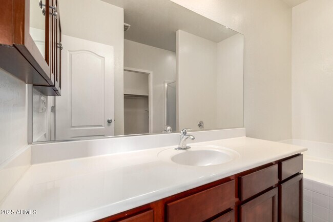 Building Photo - 10484 E Verbina Ln