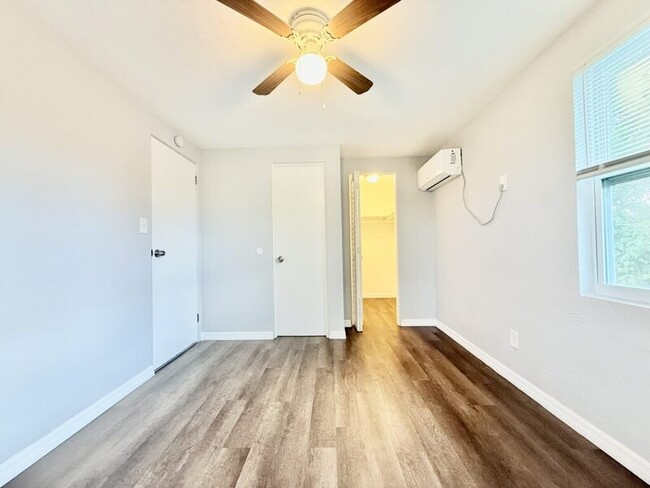 Building Photo - 4091 58th Ave N