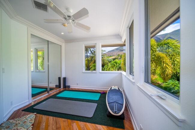 Building Photo - 837 Kai Hele Ku St