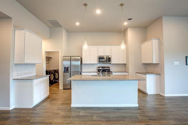 Building Photo - 3613 Bluestem Blvd