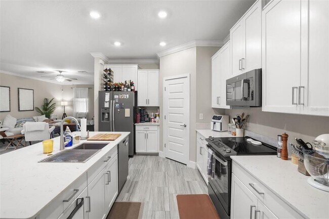 Building Photo - 9890 Red Bay Lp
