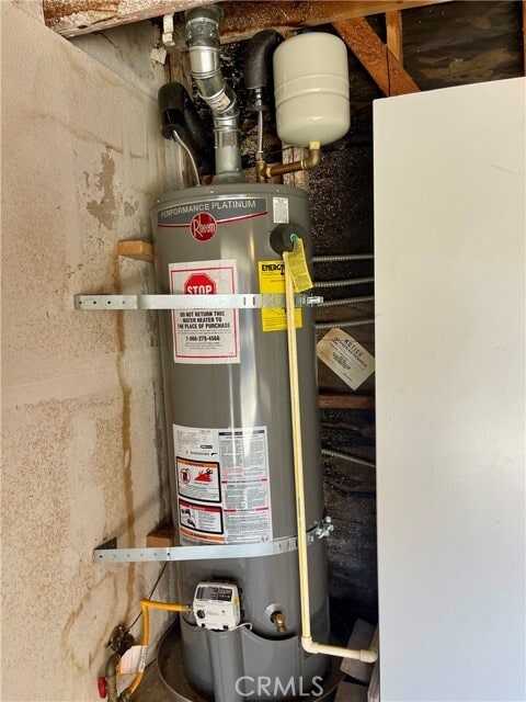 Building Photo - 28082 Palmetto Ct