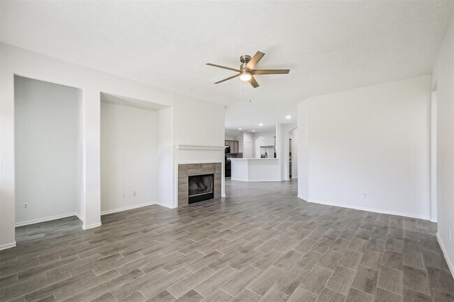 Building Photo - 5702 Carrollton Creek Ct