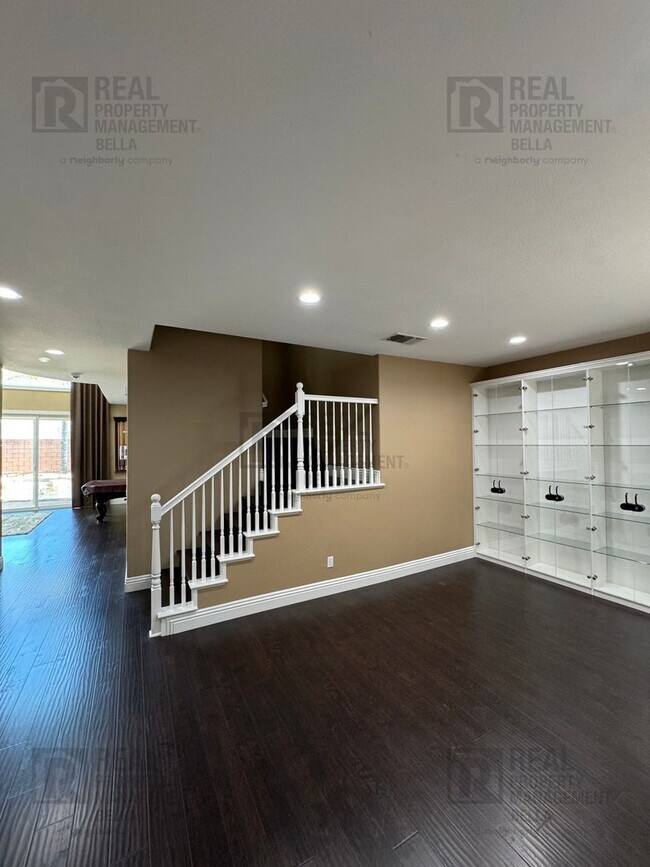 Building Photo - Spacious Murrieta Home with Pool, Spa, Firepit & Backyard Entertaining