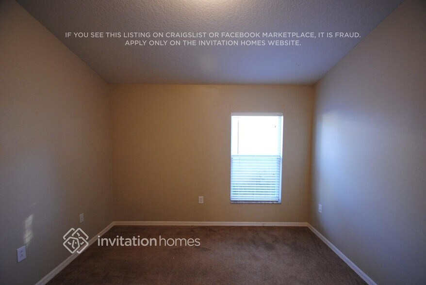 Building Photo - 22534 Roderick Dr