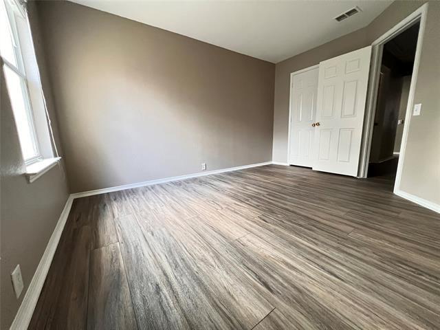 Building Photo - 1021 Iron Horse Dr