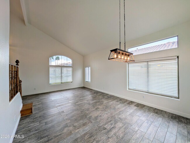 Building Photo - 1836 E Aspen Way