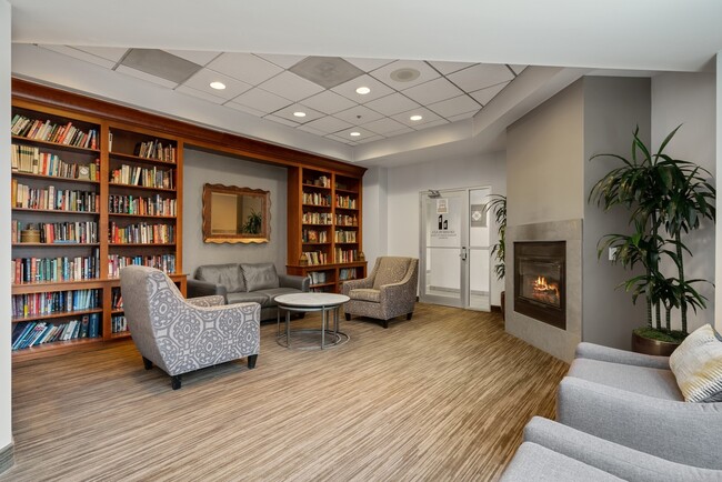 Building Photo - 545 N Dearborn St